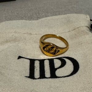 Taylor Swift The Tortured Poets Department Gold Signet Ring Size 9